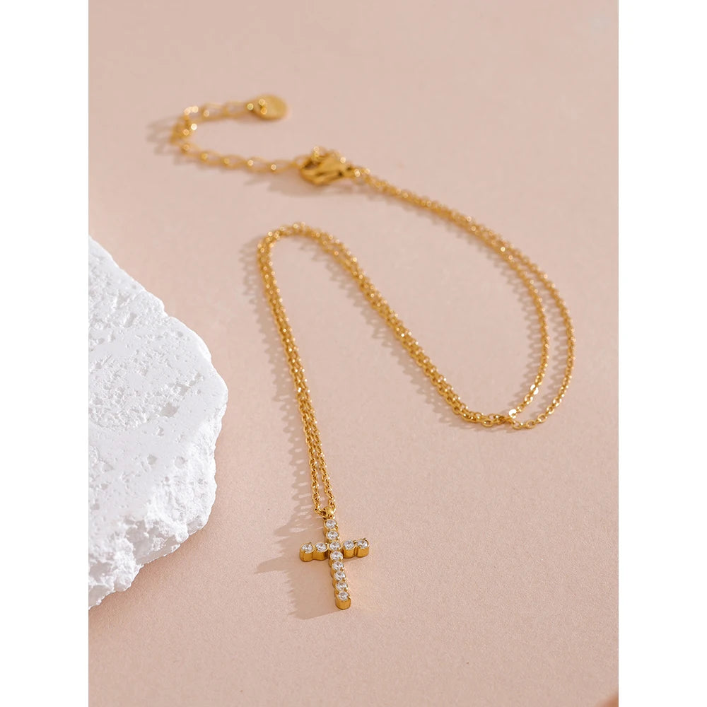 "Croce Eterna" Necklace