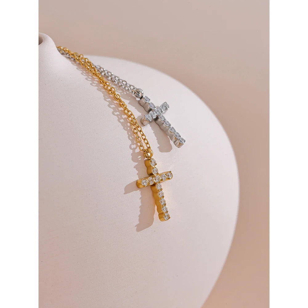 "Croce Eterna" Necklace