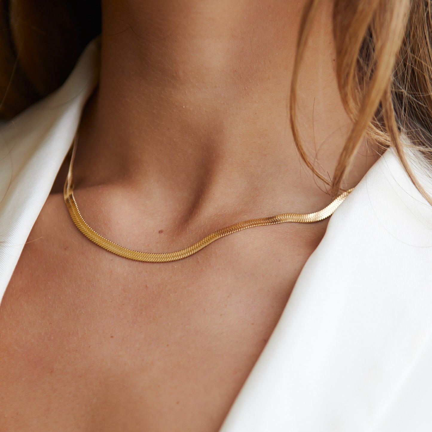 "Serpente" minimalist necklace